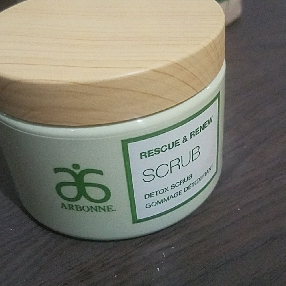 Arbonne Detox scrub